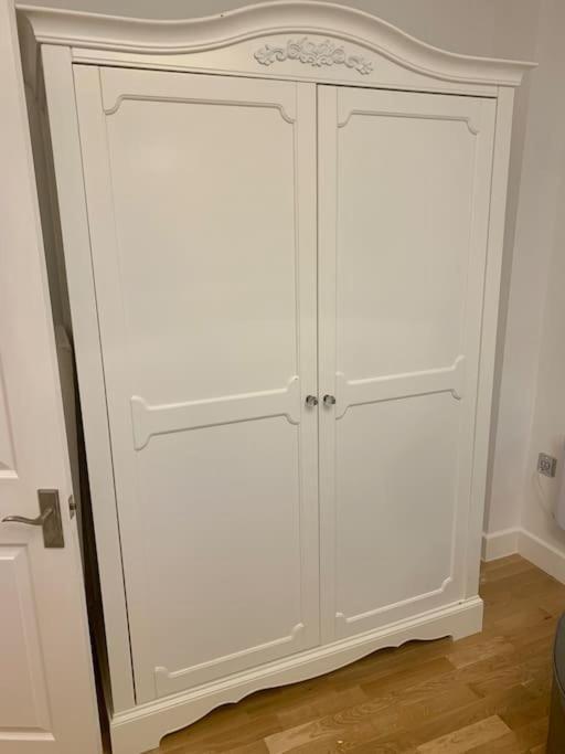 Renovated Miner'S Cottage - Family & Dog Friendly Abertillery Εξωτερικό φωτογραφία