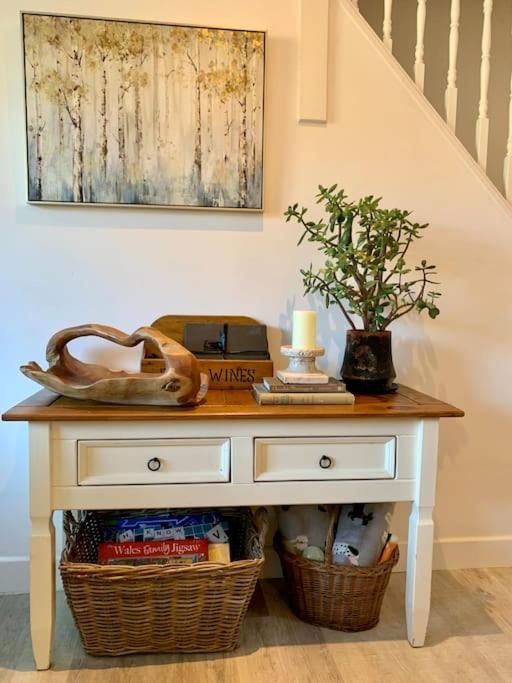 Renovated Miner'S Cottage - Family & Dog Friendly Abertillery Εξωτερικό φωτογραφία