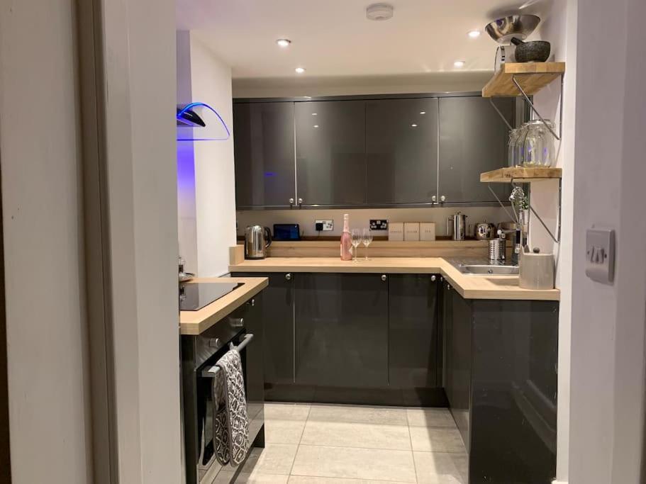Renovated Miner'S Cottage - Family & Dog Friendly Abertillery Εξωτερικό φωτογραφία